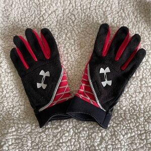 Under Armour sports gloves